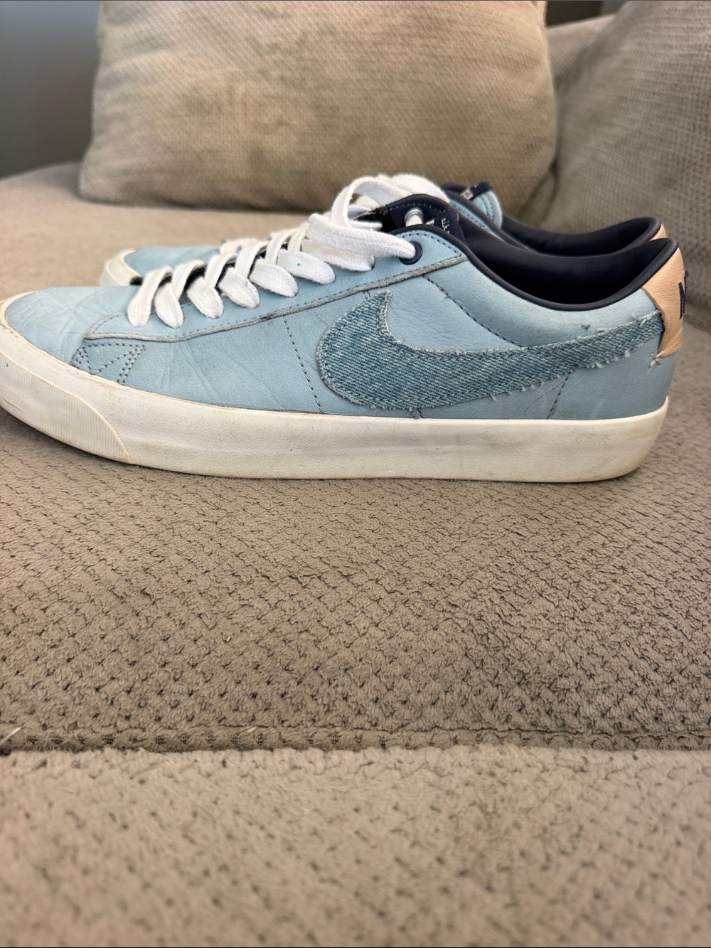 Men’s Nike Blazer Low Light Blue and White Low-Top Sneaker